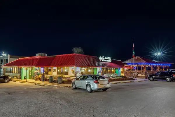 Photo 1 - VetteCity Hotel