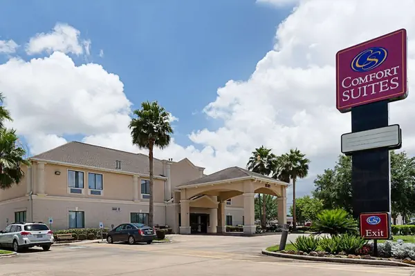 Photo 1 - Comfort Suites Deer Park Pasadena