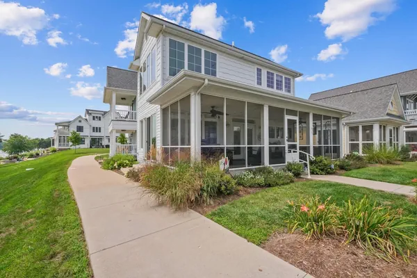 Photo 1 - Bow-wow on The River #5