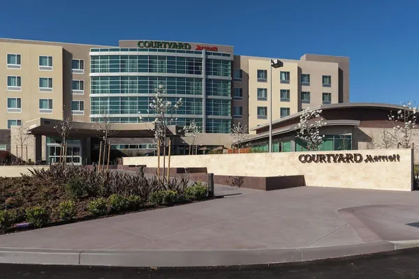 Photo 1 - Courtyard by Marriott San Jose North/Silicon Valley