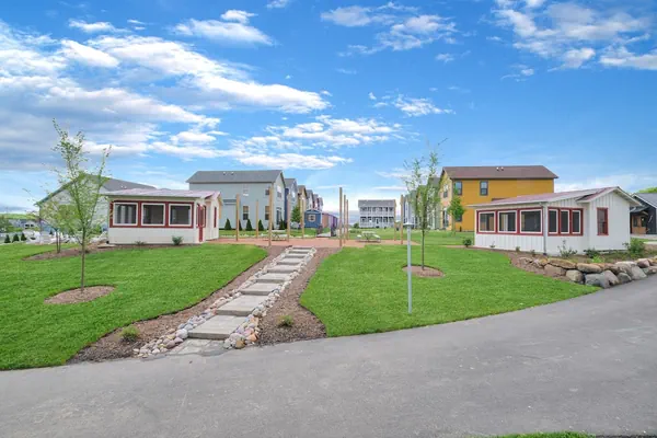 Photo 1 - Bunkies-the Commissioner