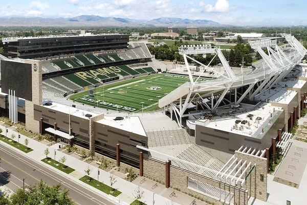 Photo 1 - Amazing Urban Townhome Near Breweries & River!