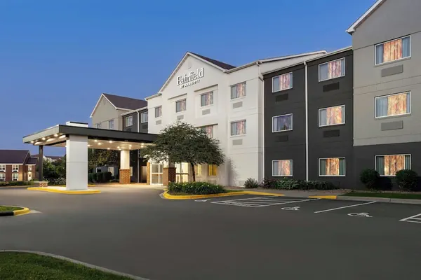 Photo 1 - Fairfield Inn & Suites by Marriott Minneapolis Burnsville