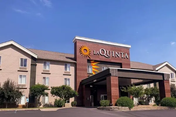 Photo 1 - La Quinta Inn & Suites by Wyndham Moscow Pullman