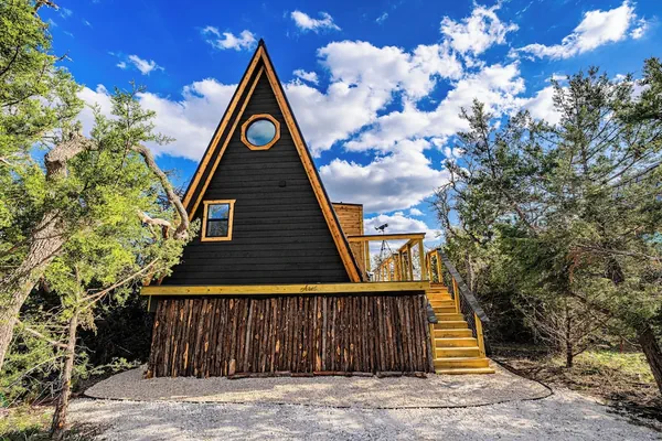 Photo 1 - ARES Treehouse Fredericksburg