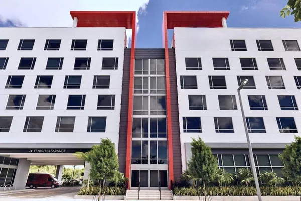 Photo 1 - Kompose Boutique Hotel Miami Airport