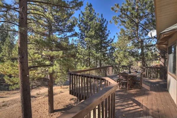 Photo 1 - Everwood Serenity Treehouse