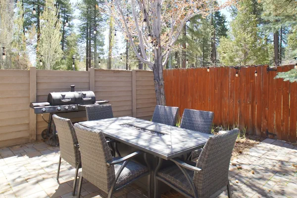 Photo 1 - The Bear Den