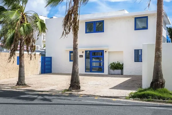 Photo 1 - Ocean Park 1BD-1BA-Pool Walktobeach -V