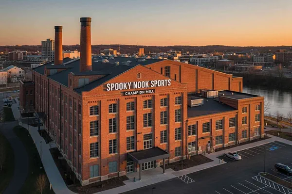 Photo 1 - The Family Nook Home for 8