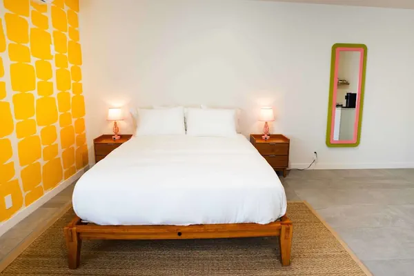 Photo 1 - Standard Room, 1 Queen Bed With Sofa Bed, Kitchenette