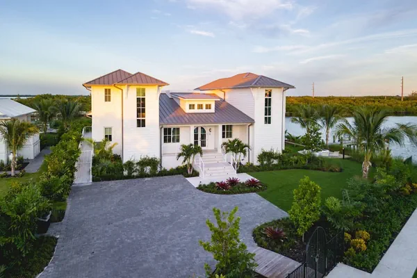 Photo 1 - The Fairhaven House at Solaire Lunara Bay