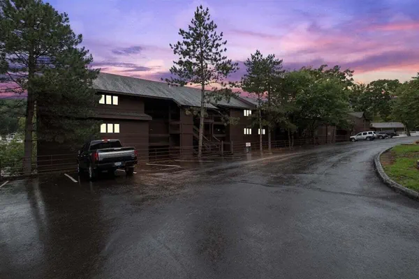 Photo 1 - Excellent Family Stay w/ Boat Slip, 2 Pools, Hot Tub, Courts & Arcade Games