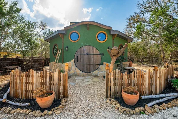 Photo 1 - Woodsman Hobbit with Hot Tub & Fireplace