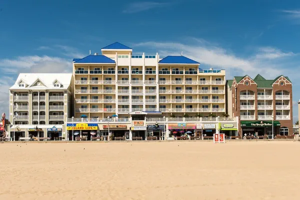 Photo 1 - Park Place Hotel