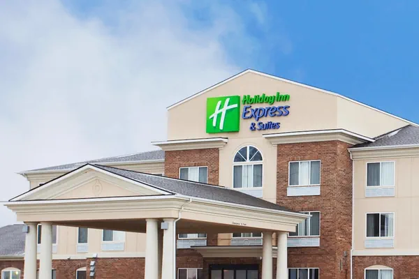 Photo 1 - Holiday Inn Express & Suites Mattoon by IHG