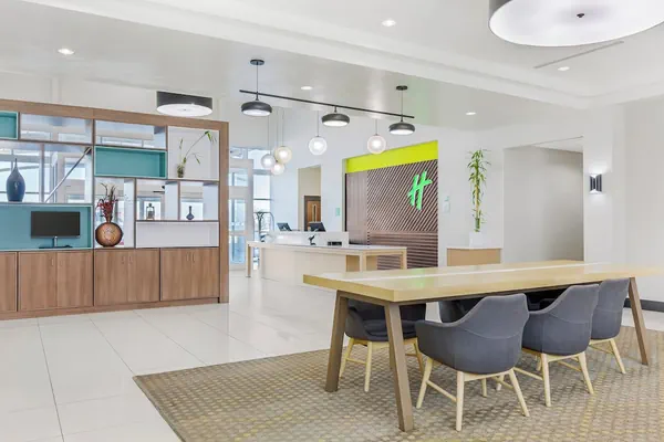 Photo 1 - Holiday Inn Louisville Airport South by IHG