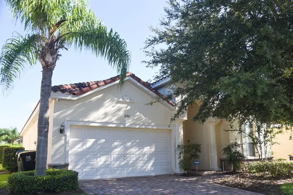 Photo 1 - Davenport Vacation Homes by Shine FM